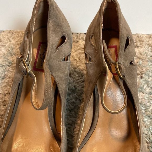 Halogen Brown Suede Cutout Wedges - Picture 4 of 7